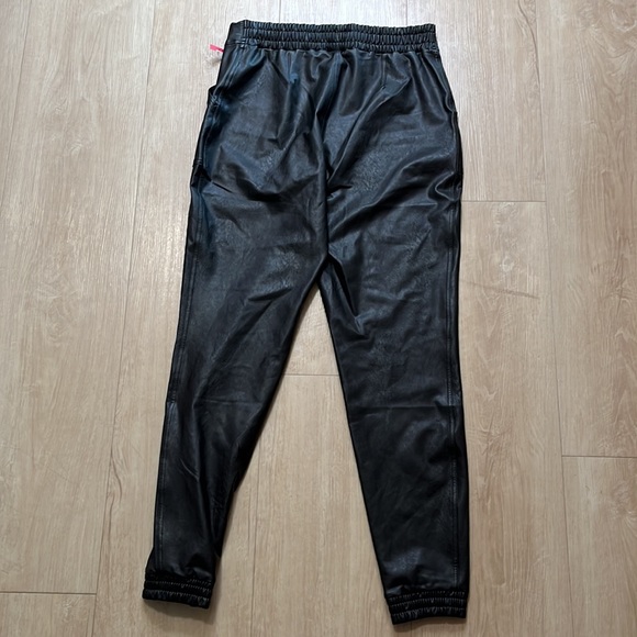 NEW! SPANX Faux Leather Jogger Pants BLACK, SIZE LARGE 0865 - Picture 8 of 12